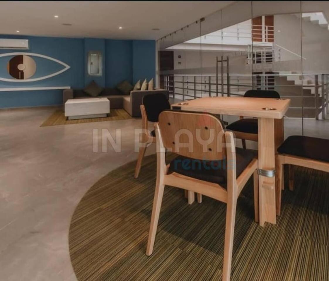 Private Rooftop, 1br Ph, 2ba, Sauna, Gym, Pool Apartamento